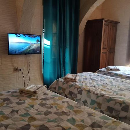 Ta Majsi Farmhouse With Indoor Heated Pool San Lawrenz Zewnętrze zdjęcie