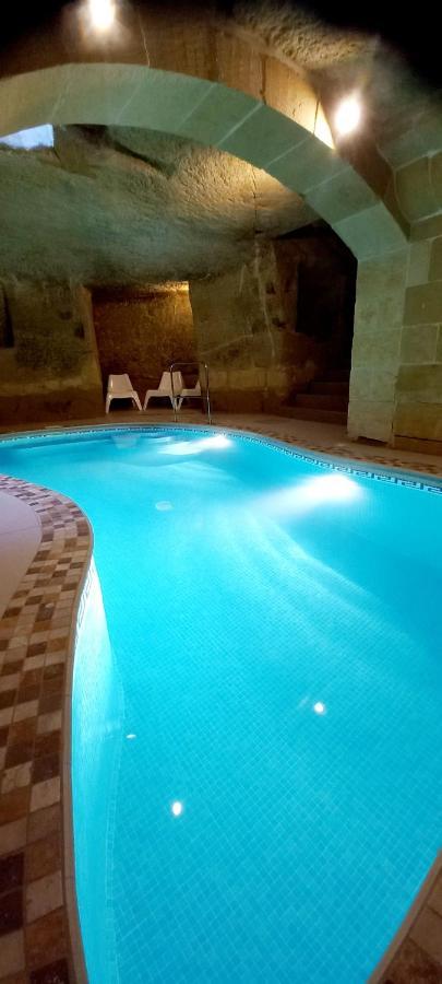 Ta Majsi Farmhouse With Indoor Heated Pool San Lawrenz Zewnętrze zdjęcie