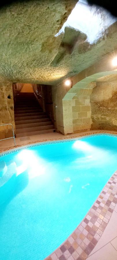 Ta Majsi Farmhouse With Indoor Heated Pool San Lawrenz Zewnętrze zdjęcie