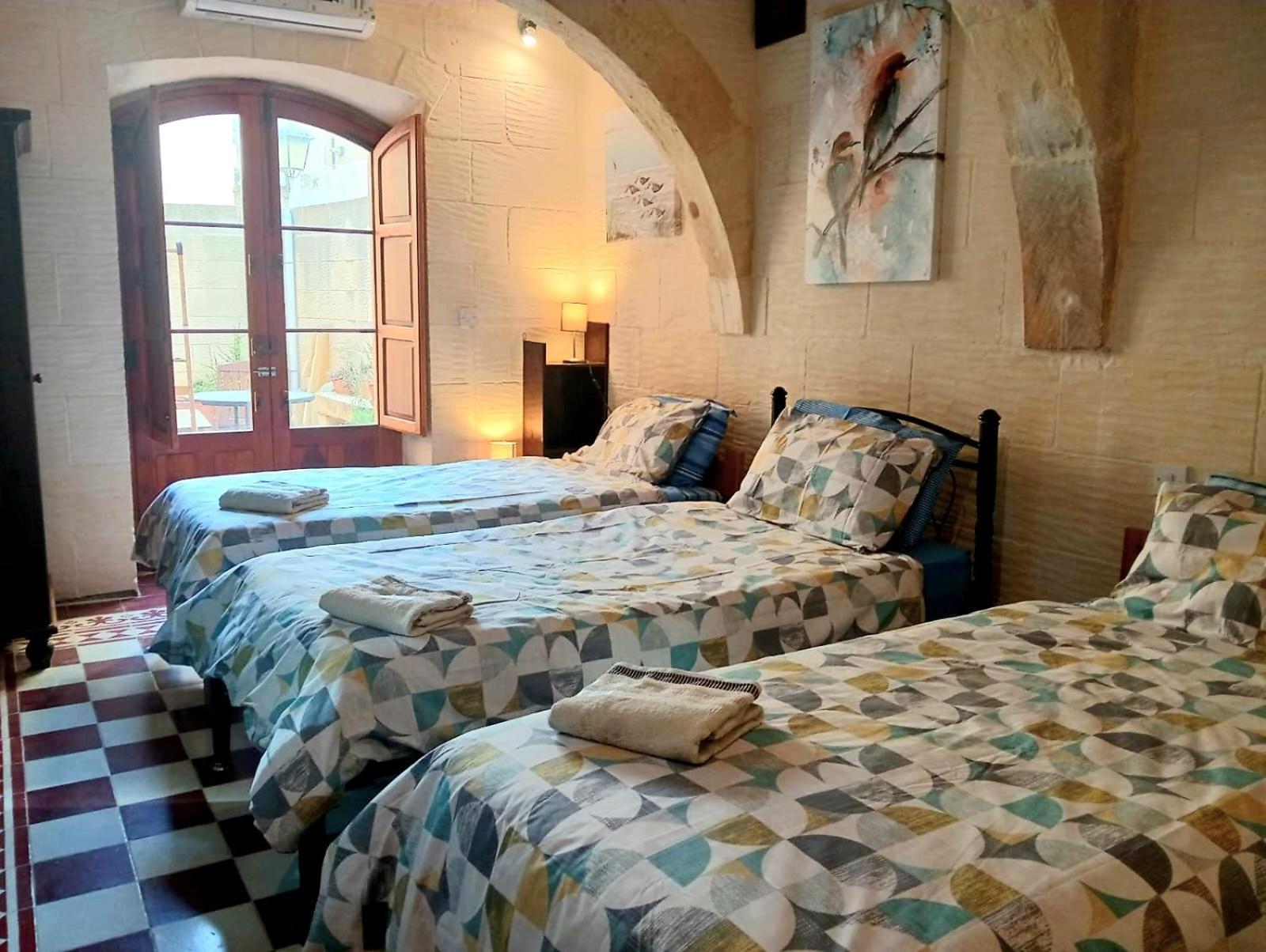 Ta Majsi Farmhouse With Indoor Heated Pool San Lawrenz Zewnętrze zdjęcie