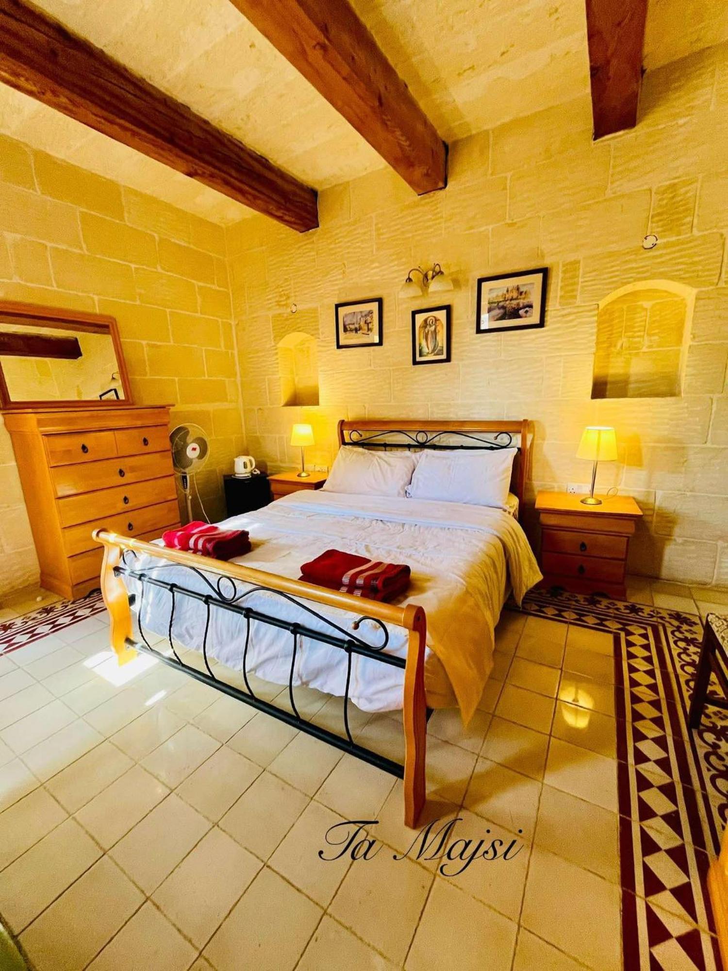 Ta Majsi Farmhouse With Indoor Heated Pool San Lawrenz Zewnętrze zdjęcie